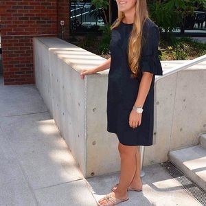 Who What Wear ruffle tie sleeve dress. Size M